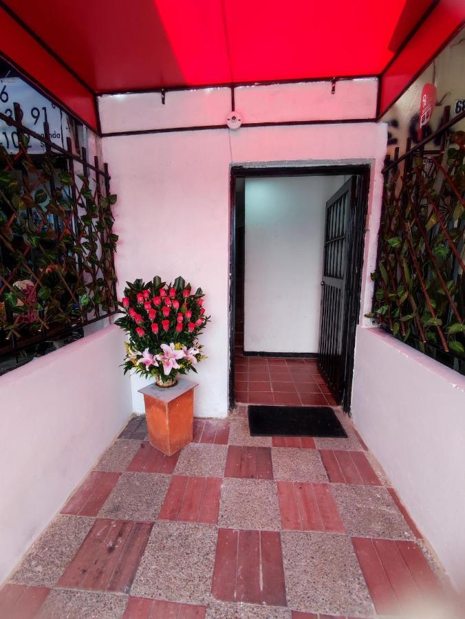 Baruch Capsula Hotel Bogotá Kültér fotó